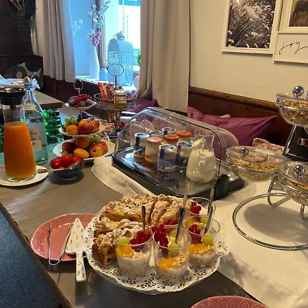 Rangger Konukevi Radfeld